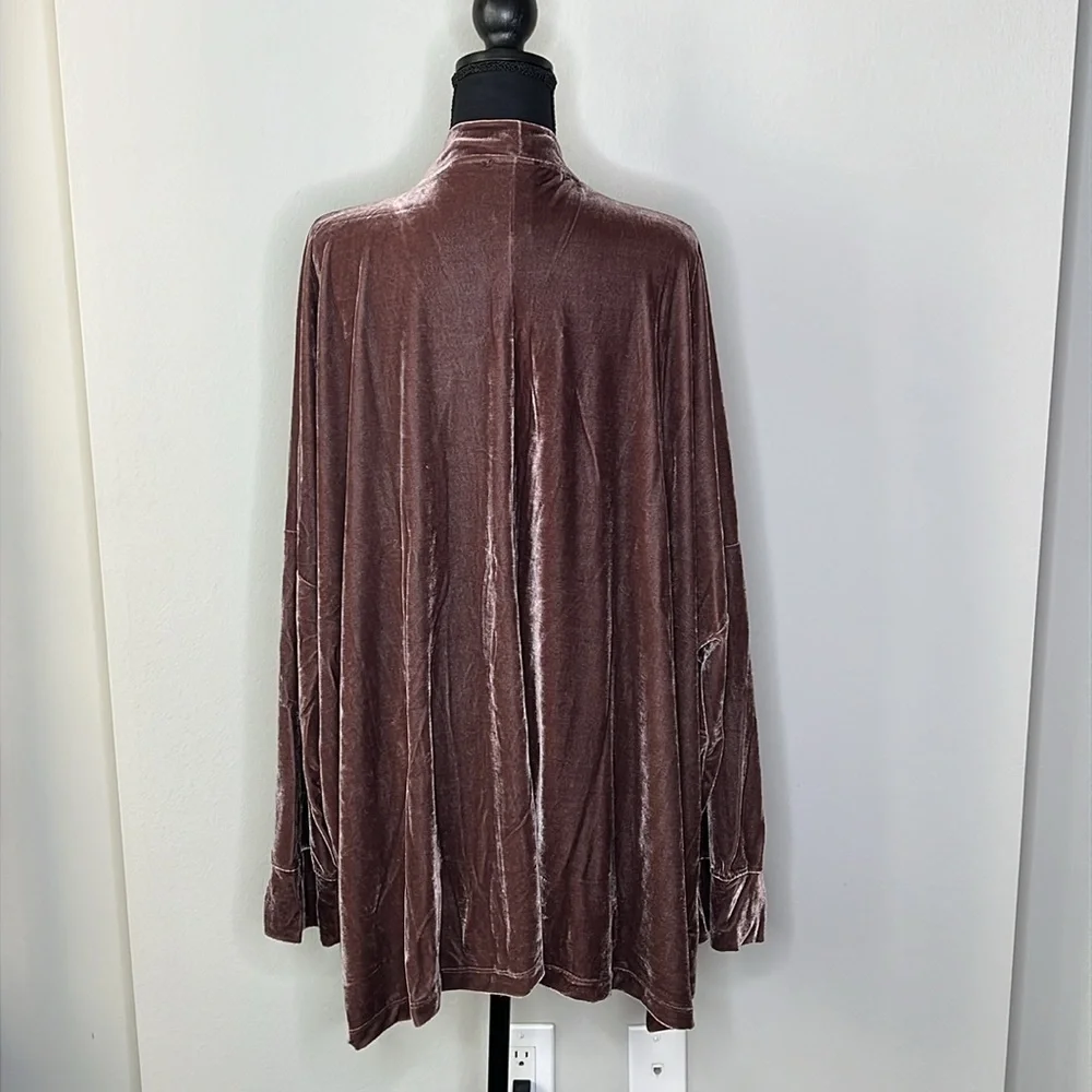 Soncy Velvet Long Sleeve Open Front Kimono in Dusty Mauve Size 5 (28W) NWT!